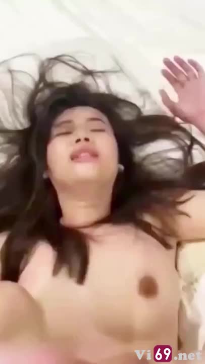 Phương Thảo 2k5 sinh viên Học viện Ngân hàng HVNH