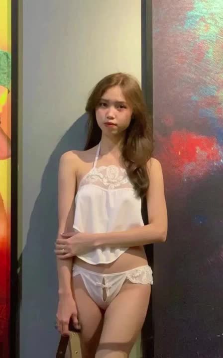 Chim anh vừa cong vừa to chịch đến đâu em gái chân dài co giật sung sướng đến đấy