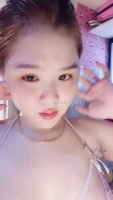 ThảoHiền02 ngồi se đầu dú cho anh em coi nè