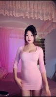Khởi động buổi sáng cùng em Chang yêu dấu ngực bự