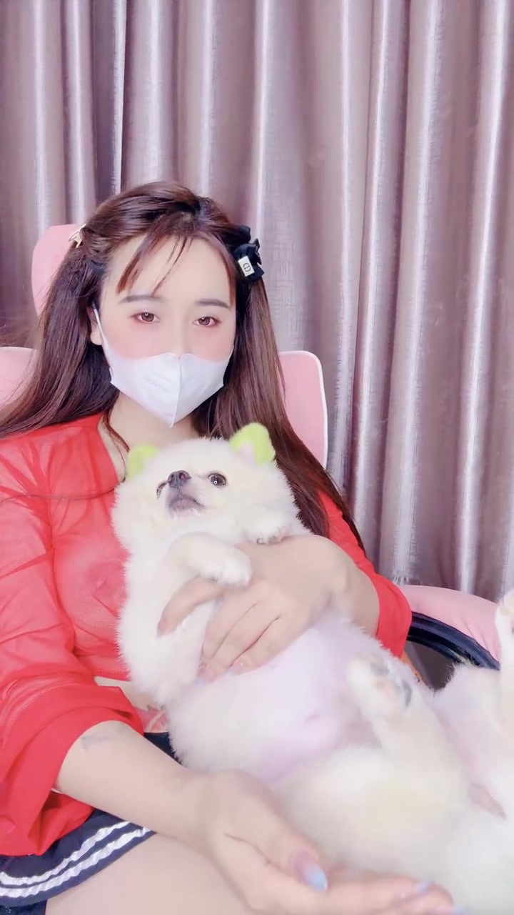 Em dâm quá đến chim chó ở gần cũng cứng ngoắc