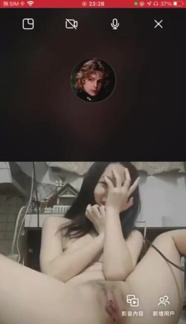 Em sinh viên mới lớn call sex thủ dâm